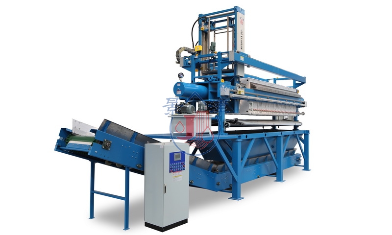 ���²���ѹ�˻����ҽ�����������豸��ҵ��չ����Ĺؼ� 