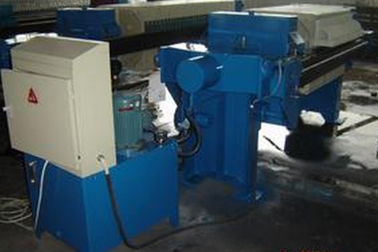 ����ѹѹ�˻�����ͨ���ѹ�˻�����������ܴ�ͬ